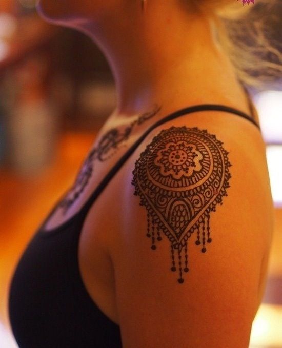 Henna inspired shoulder tattoo