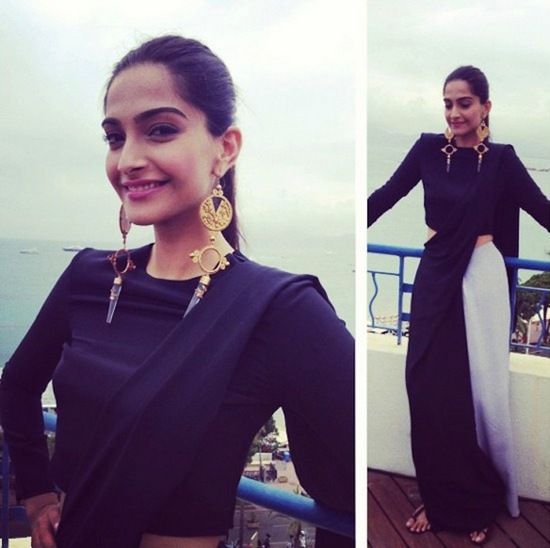 With This Looped Low Bun Sonam Kapoor Give Us An Exquisite Hairstyle To  Wear To Office - Boldsky.com