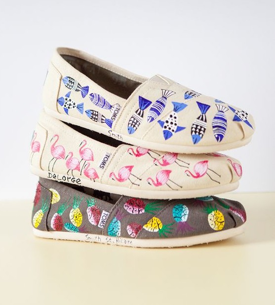 Go Creative With Handpainted shoes – Threads – WeRIndia