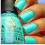 Turquoise nailpaint for summers