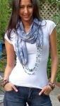 Turn T-shirt into Scarf
