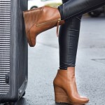 Wedge boots for winters