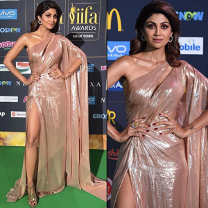 Shilpa shetty in holographic gown