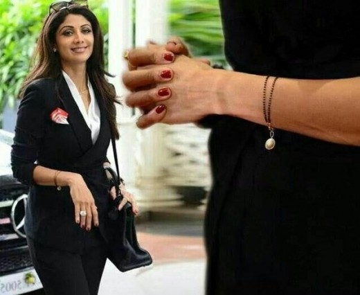 Shilpa Shetty in bracelet mangalsutra