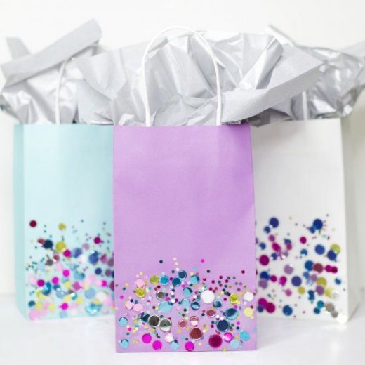 5 Quirky Ways To Decorate Gift Bags Threads