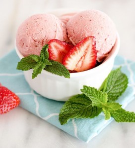 Milkmaid strawberry ice cream
