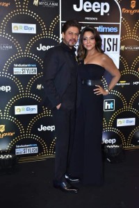 Sharukh Khan with wife Gauri Khan at HT India's most stylish awards 2019