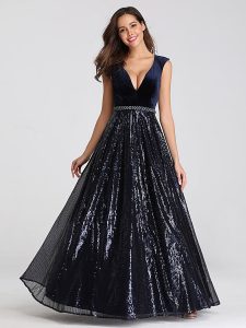 How to choose a prom dress for Apple body type?