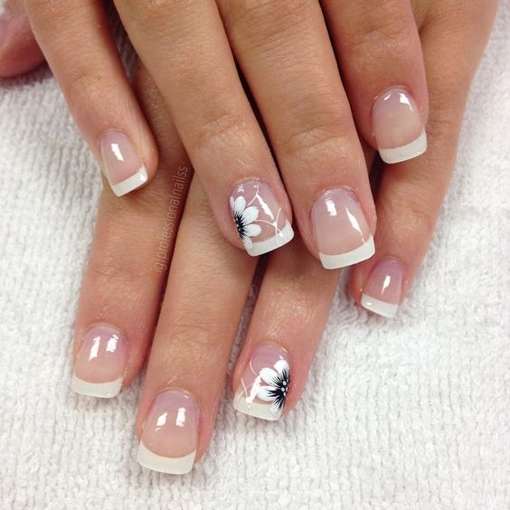 Try French Manicure In Style With These Design Inspirations – Threads ...