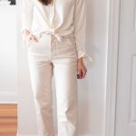 How to wear white trousers in summers