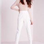 How to wear white trousers in summers