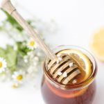 This Anti Ageing Honey Facial Will Bring Instant Glow To Your Face