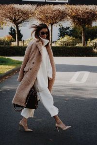 Teddy sweater outfits for winters