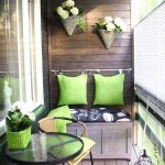 How to decorate balcony walls