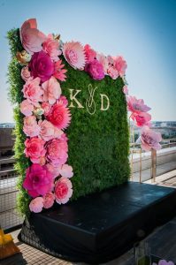 Contemporary Boxwood backdrop ideas for weddings