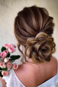 Bun hairstyle for Indian dresses