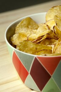 Healthy homemade vegetable and fruit chips recipes
