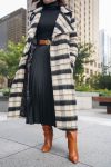 5 Ways To Look Classy In A Black Pleated Skirt In Winters