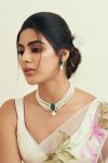 4 Ways To Wear Your Pearl Necklaces Which Are Made To Impress!