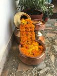 4 Ways To Use Regular Household Items For Diwali Decor