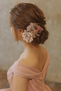 Asymetric floral arrangement hairstyle ideas-Threads-WeRIndia