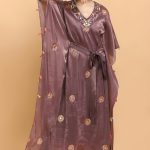 Simple Ways To Re-use Old Sarees pexels-womans-plaza-617962929-17340126