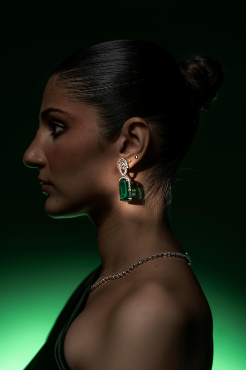 Emerald Jewellery Black outfits