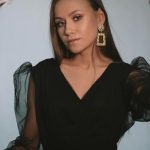 Statement-Earrings-Black-Outfit