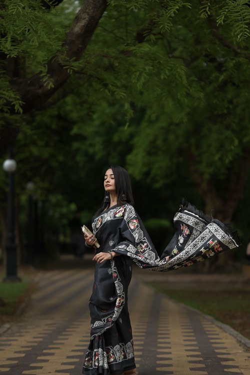 How to Buy And Style Baluchari Sarees In India